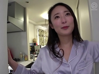 Japanese MILF Suzu Matsuoka's Wet Hairy Pussy and Horny Sex in ABW-224